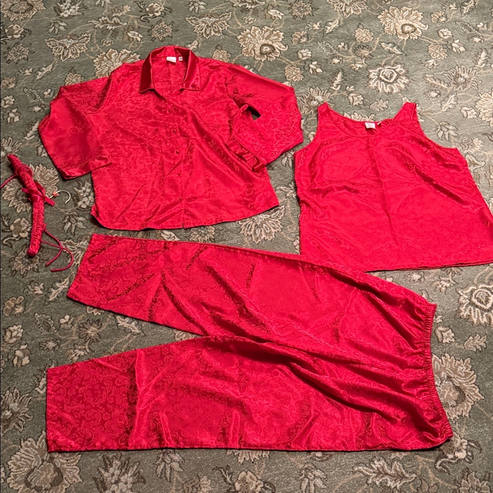 Elegant Red Women's Pajama Set